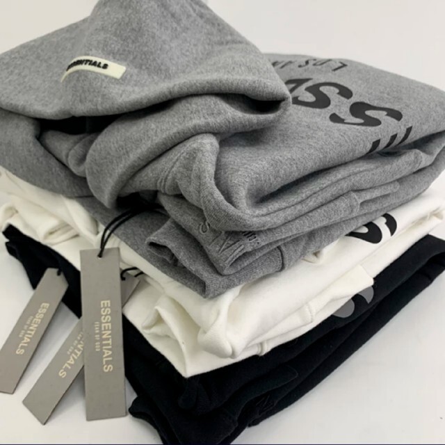 高評価低価 FEAR OF GOD - エッセンシャルズ パーカー LA限定 FOG ESSENTIALS リフレクターの通販 by クロネココネコ's shop|フィアオブゴッドならラクマ 2022安い