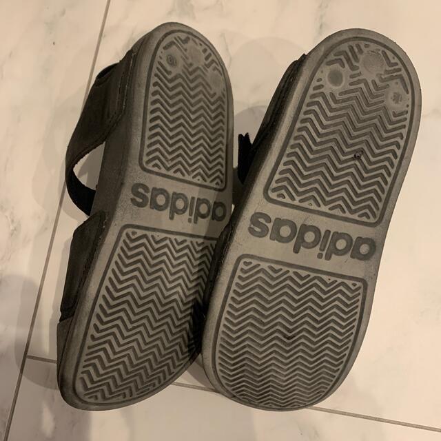 adidas(アディダス)のadidas キッズ　サンダル　19cm キッズ/ベビー/マタニティのキッズ靴/シューズ(15cm~)(サンダル)の商品写真