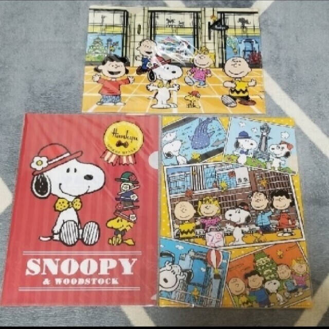 SNOOPY(スヌーピー)のスヌーピーフェスティバル 阪急百貨店限定★クリアファイル  3枚セット エンタメ/ホビーのおもちゃ/ぬいぐるみ(キャラクターグッズ)の商品写真