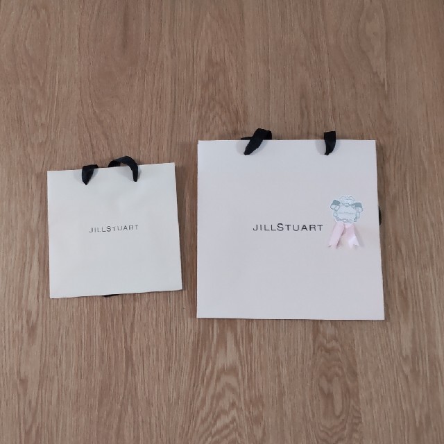 JILLSTUART(ジルスチュアート)のJILLSTUART　ショッパー　紙袋 レディースのバッグ(ショップ袋)の商品写真