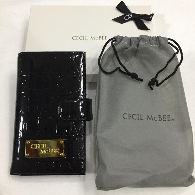 CECIL McBEE(セシルマクビー)のセシルマクビー カードケース エナメル 新品 未使用  レディースのファッション小物(名刺入れ/定期入れ)の商品写真