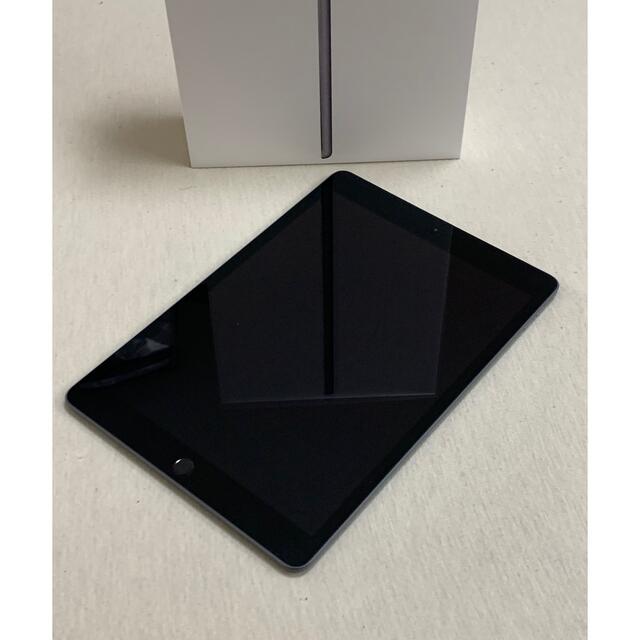 Apple(アップル)のiPad (第7世代) 32GB Wi-Fi+Cellular SIMフリー スマホ/家電/カメラのPC/タブレット(タブレット)の商品写真