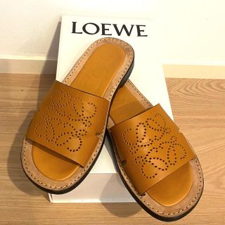 LOEWE   ロエベ サンダルの通販 by トモ's shop｜ロエベならラクマ