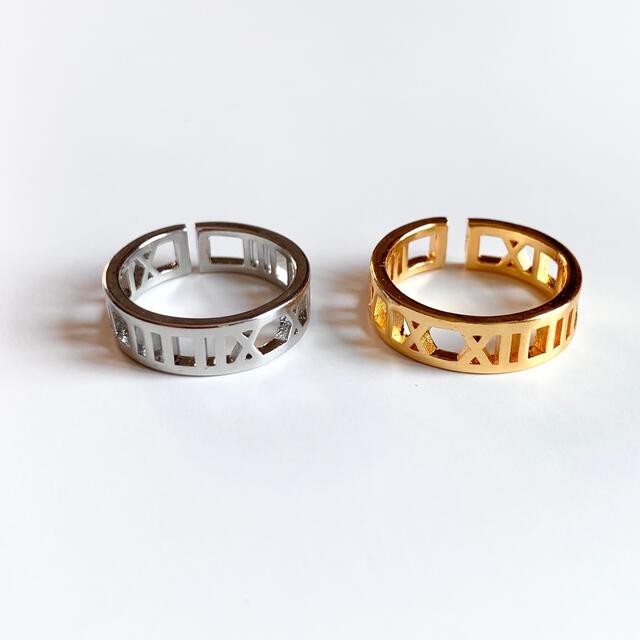 ローマ数字リングセット　ゴールド　シルバー レディースのアクセサリー(リング(指輪))の商品写真
