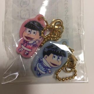 おそ松さん　アクリルキーホルダー　おそ松・カラ松　長兄(キーホルダー)