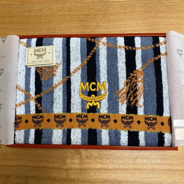 MCM(エムシーエム)の[新品]MCMバスタオル インテリア/住まい/日用品の日用品/生活雑貨/旅行(タオル/バス用品)の商品写真