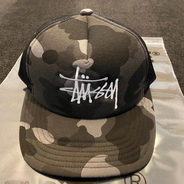 新品 STUSSY & BAPE® TRUCKER CAP 黒キャップ