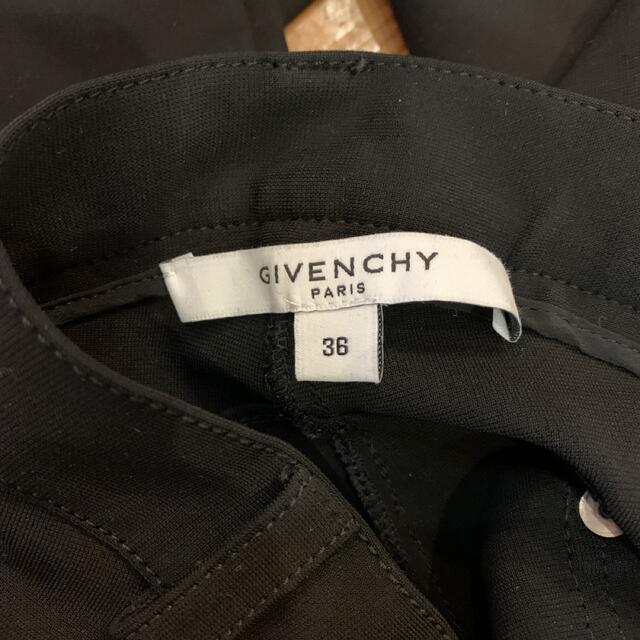 未使用　GIVENCHY ストレッチスキニーパンツ　38 ジバンシー　グッチ