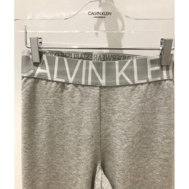 Calvin Klein(カルバンクライン)の【新品・定価9,500円】ヨガ　トレーニング　ダンス　ウォーキング　S M レディースのレッグウェア(レギンス/スパッツ)の商品写真