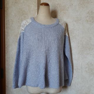 ページボーイ(PAGEBOY)の❤PAGEBOY❤肩花柄刺繍レース切り替えニットプルオーバー/送料込み匿名配送(ニット/セーター)