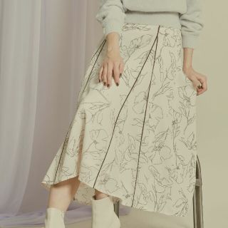 トッコ(tocco)の配色ライン入りラインフラワータックフレアスカートtocco closet(ロングスカート)