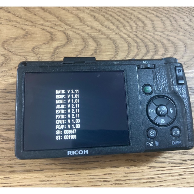 RICOH(リコー)のRICOH GR DIGITAL IV スマホ/家電/カメラのカメラ(コンパクトデジタルカメラ)の商品写真