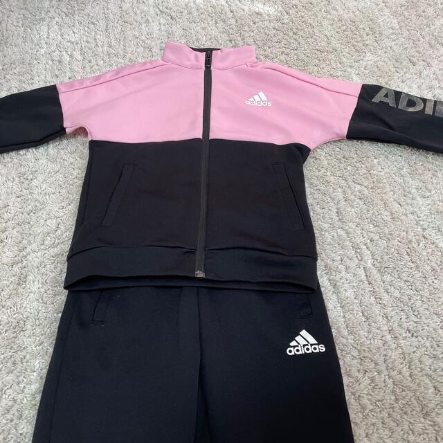 adidas(アディダス)のadidasジャージ✳︎キッズ✳︎女の子 キッズ/ベビー/マタニティのキッズ服女の子用(90cm~)(その他)の商品写真