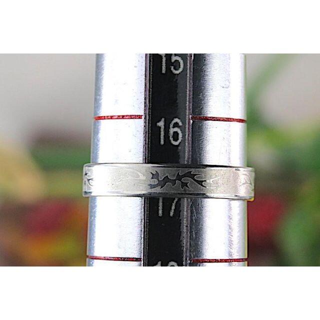 《サイズ 17号》 デザイン ステンレス シルバー リング #269-1373 メンズのアクセサリー(リング(指輪))の商品写真