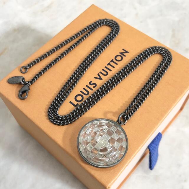 LOUIS VUITTON - ヴィトン ネックレス ダミエ クリア 透明 LOUIS VUITTON - ヴィトン ネックレス ダミエ クリア 透明