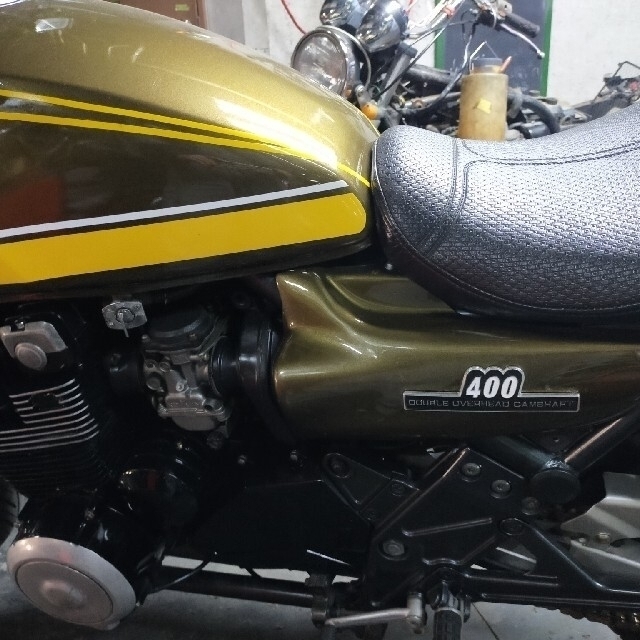 ゼファー400 Z2仕様 上物 外装セット シート含まずの通販 by ゼファー400 Z2仕様 上物 外装セット シート含まずの通販 by