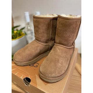 アグ(UGG)のaminon様専用UGGキッズブーツ(ブーツ)