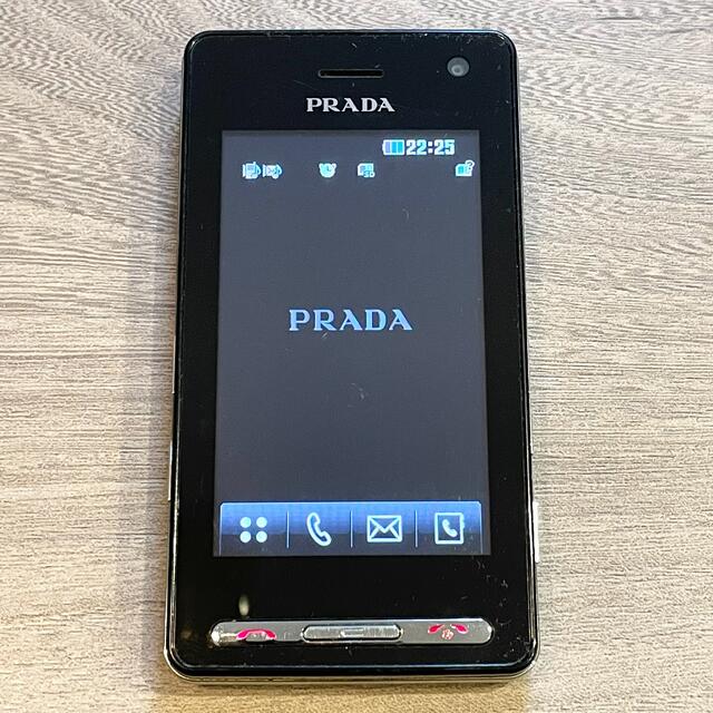 PRADA(プラダ)の状態良好！PRADA PHONE LG L852i docomo プラダフォン スマホ/家電/カメラのスマートフォン/携帯電話(携帯電話本体)の商品写真