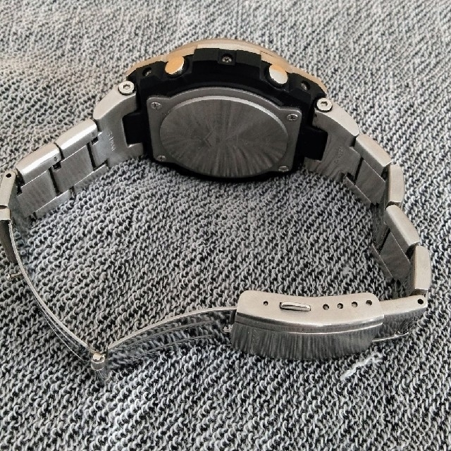 G-SHOCK(ジーショック)の中古美品☆G-SHOCK☆GST-W110D-1AJF☆Ｇスチール メンズの時計(腕時計(アナログ))の商品写真