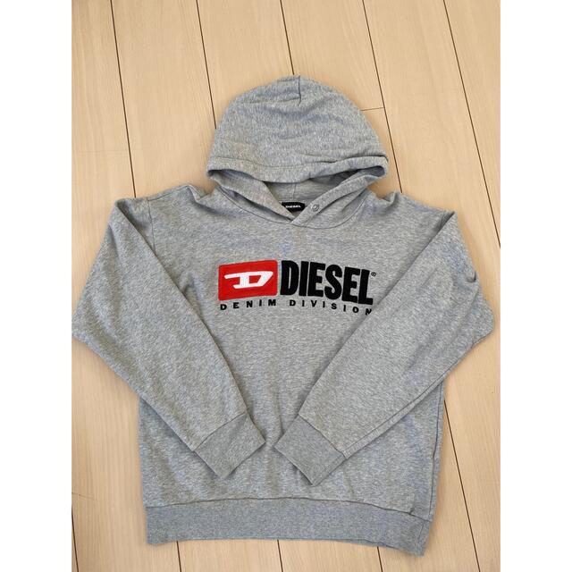 DIESEL(ディーゼル)のDIESEL（ディーゼル）プルオーバーパーカー　kids キッズ/ベビー/マタニティのキッズ服男の子用(90cm~)(ジャケット/上着)の商品写真