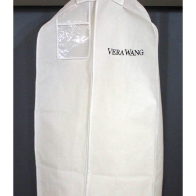 Vera Wang(ヴェラウォン)の【na様専用】新品 VERAWANG nora US4 レディースのフォーマル/ドレス(ウェディングドレス)の商品写真