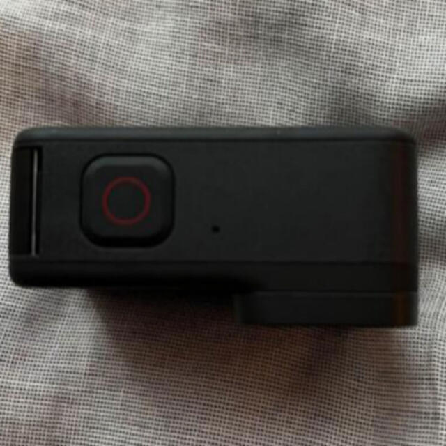 GoPro(ゴープロ)のGoPro hero9 日本正規品　おまけつき　 スマホ/家電/カメラのカメラ(コンパクトデジタルカメラ)の商品写真