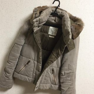 ザラ(ZARA)のラビットファー♡中綿入りショートジャケット(ダウンジャケット)