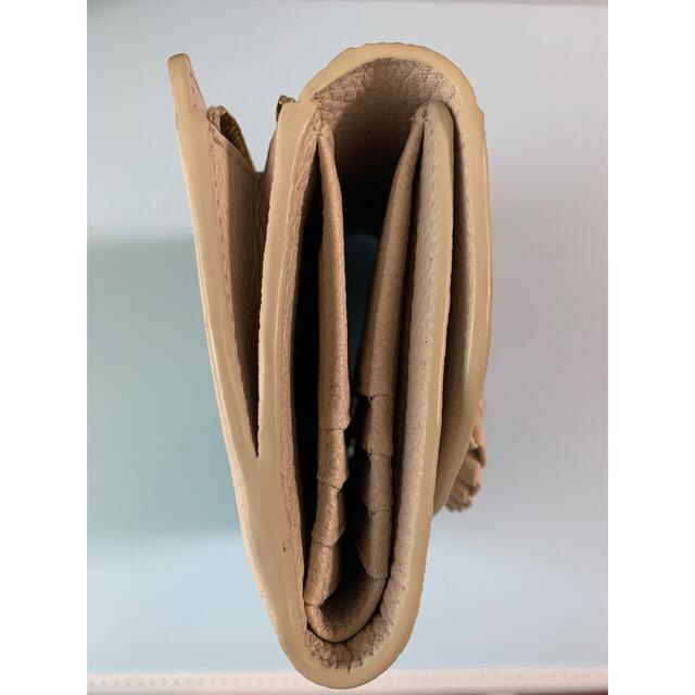 SEE BY CHLOE(シーバイクロエ)のシーバイクロエ　三つ折り財布　ミニ財布　セメントベージュ レディースのファッション小物(財布)の商品写真