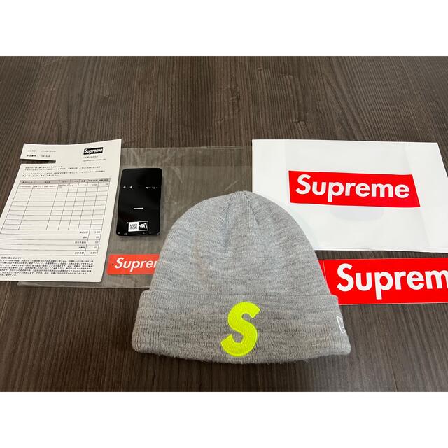 Supreme(シュプリーム)の極美 19AW Supreme New Era S Logo Beanie  メンズの帽子(ニット帽/ビーニー)の商品写真