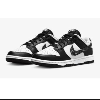 ナイキ(NIKE)のNIKE WMNS DUNK LOW BLACK PAISLEY【24cm】(スニーカー)