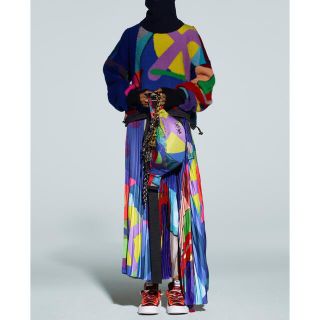 サカイ(sacai)のsacai 2021 aw kawsコラボ カラフルスカート タグ付き新品(ロングスカート)