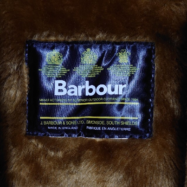 Barbour(バーブァー)のBarbour　バブアー　パイルライナー　C40~C42 レディースのトップス(ベスト/ジレ)の商品写真