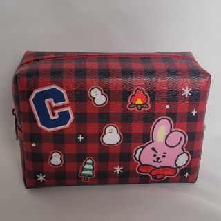 ビーティーイシビル(BT21)のbt21💜COOKY♡ポーチ🌟新品未使用🌟(アイドルグッズ)