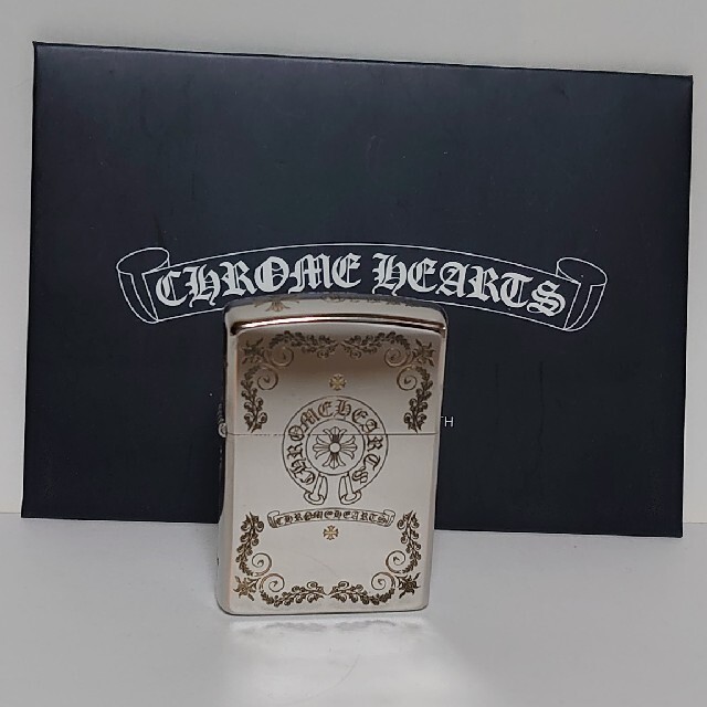 Chrome Hearts(クロムハーツ)の【新品】リボンロゴ オイルライター メンズのファッション小物(タバコグッズ)の商品写真