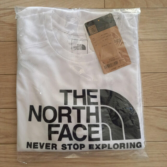 THE NORTH FACE(ザノースフェイス)のノースフェイス  ロングスリーブGTDロゴクルー（メンズ）L NT12093 W メンズのトップス(Tシャツ/カットソー(七分/長袖))の商品写真