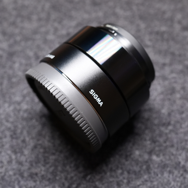 SIGMA(シグマ)の【美品】SIGMA 30mm F2.8 Art スマホ/家電/カメラのカメラ(レンズ(単焦点))の商品写真