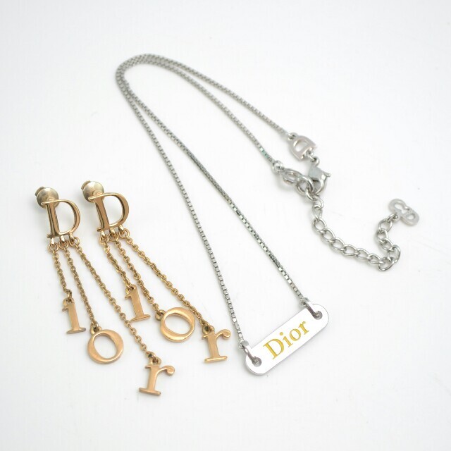 Dior/ディオール　ロゴプレート　ネックレス　ロゴピアス　2点セット