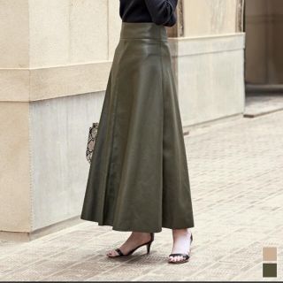 ザラ(ZARA)のur's フェイクレザースカート(ロングスカート)