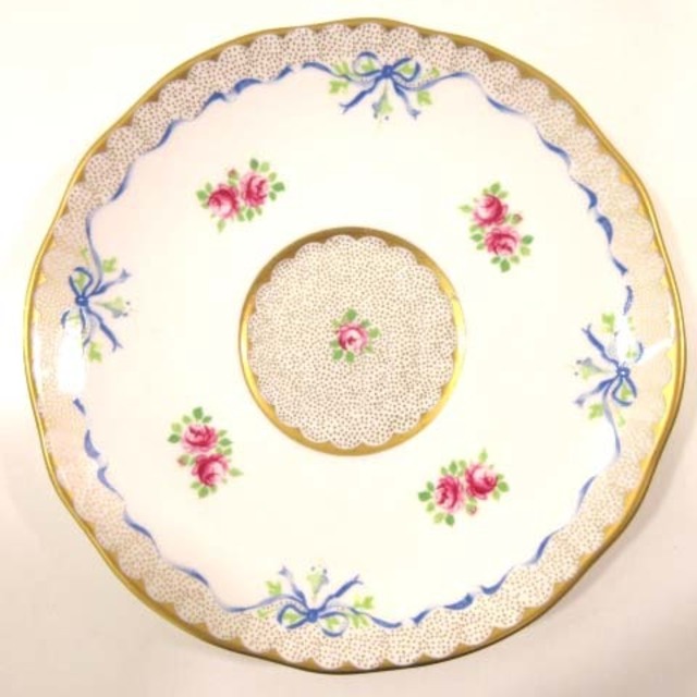 WEDGWOOD(ウェッジウッド)のウェッジウッド 廃盤 RIBBON AND ROSES カップ&ソーサー エンタメ/ホビーの美術品/アンティーク(陶芸)の商品写真