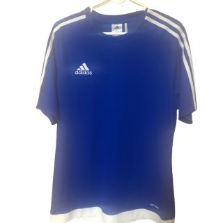 アディダス(adidas)のadidas tシャツ(Tシャツ/カットソー(半袖/袖なし))