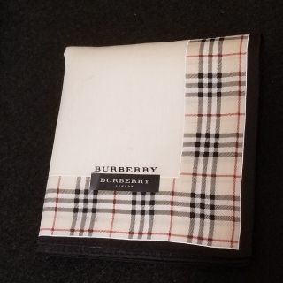 バーバリー(BURBERRY)のBURBERRY ハンカチ・ベージュ(ハンカチ)