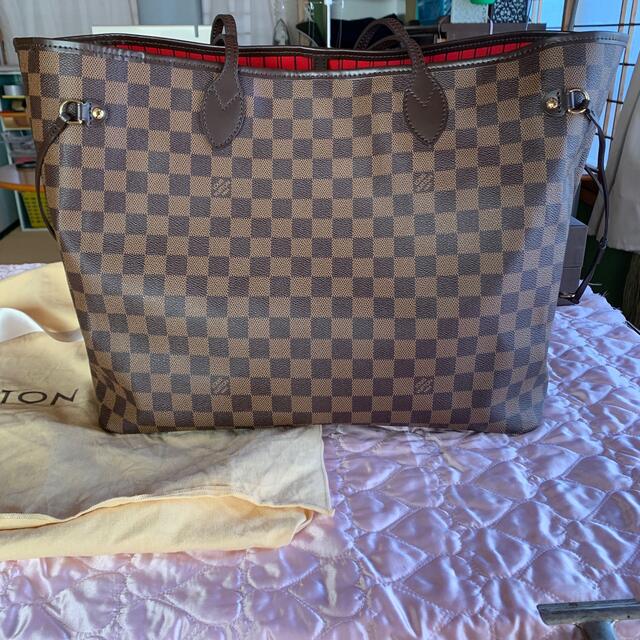 LOUIS VUITTON(ルイヴィトン)のルイヴィトン ダミエ　ネヴァーフル　GM レディースのバッグ(トートバッグ)の商品写真