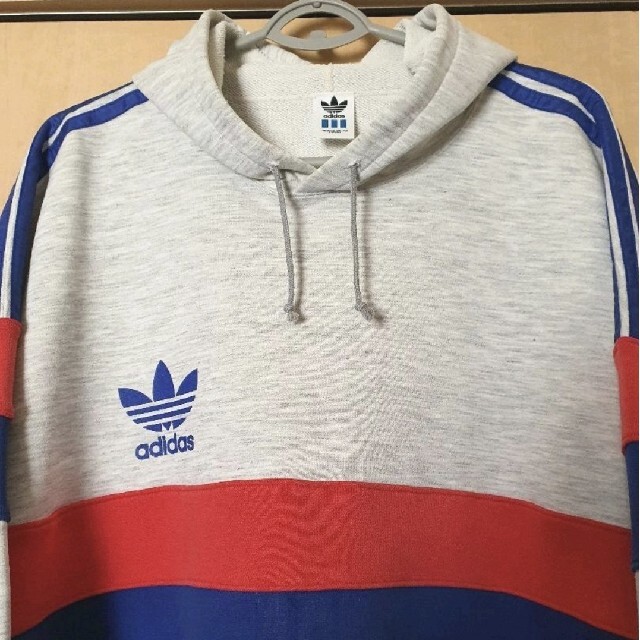 adidas デサント　パーカー