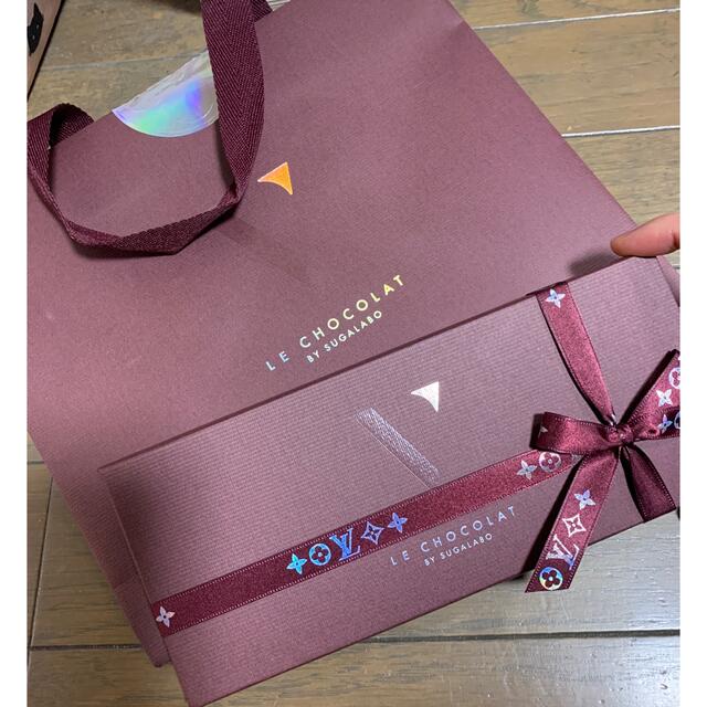 LOUIS VUITTON(ルイヴィトン)のルイヴィトン　ミルク　ビター　チョコレート 食品/飲料/酒の食品(菓子/デザート)の商品写真