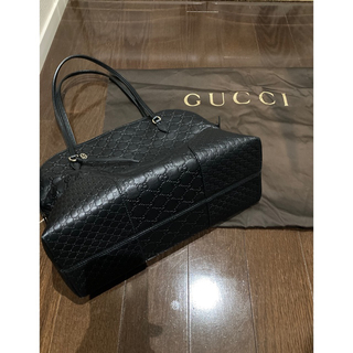 グッチ(Gucci)のお値下げ中　美品　GUCCI シマ　トートバッグ　ブラックレザー(トートバッグ)