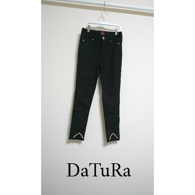 DaTuRa - 新品 DaTuRa 裾パール パンツの通販 by tonton's shop ...