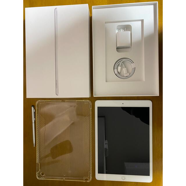 【美品】APPLE iPad 32GB 第8世代 2020 シルバー WiFiA2270カラー