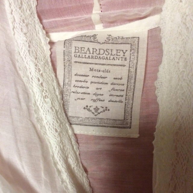 BEARDSLEY(ビアズリー)のビアズリー♡新品 レディースのトップス(シャツ/ブラウス(長袖/七分))の商品写真