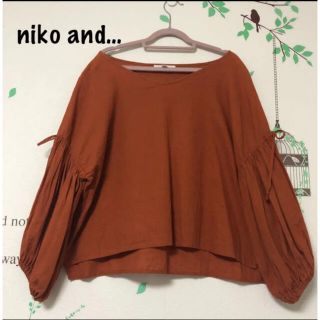 ニコアンド(niko and...)の🌼最終価格🌼♪623 ニコアンド オレンジ系 袖リボン リネンカットソー(シャツ/ブラウス(長袖/七分))