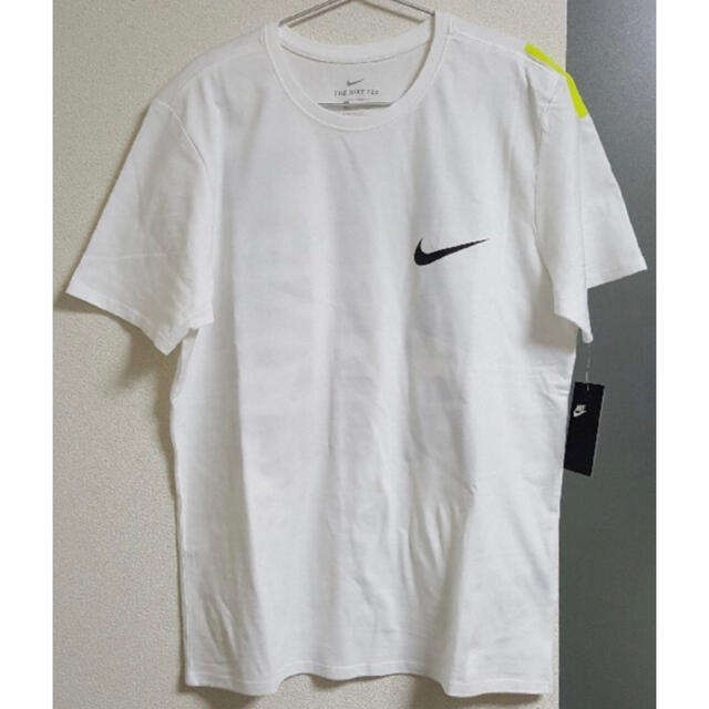 NIKE(ナイキ)の新品 半額以下 NIKE 限定 Tシャツ MAGIC STICK エアフォース メンズのトップス(Tシャツ/カットソー(半袖/袖なし))の商品写真